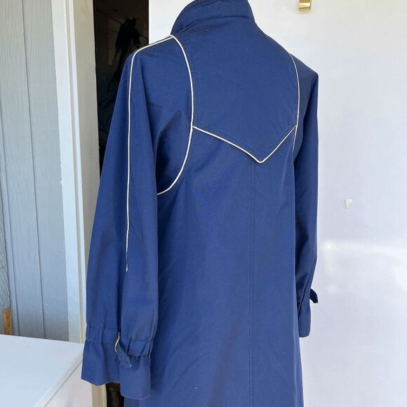VTG Raindrops by Fleet Street Navy Trench Coat Cream Piping 70s 80s Retro - Picture 10 of 13